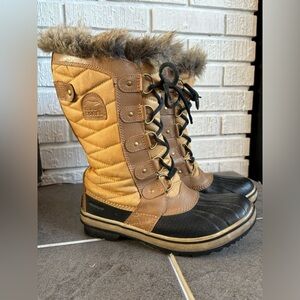Sorel Tofino II Women’s Winter Boots